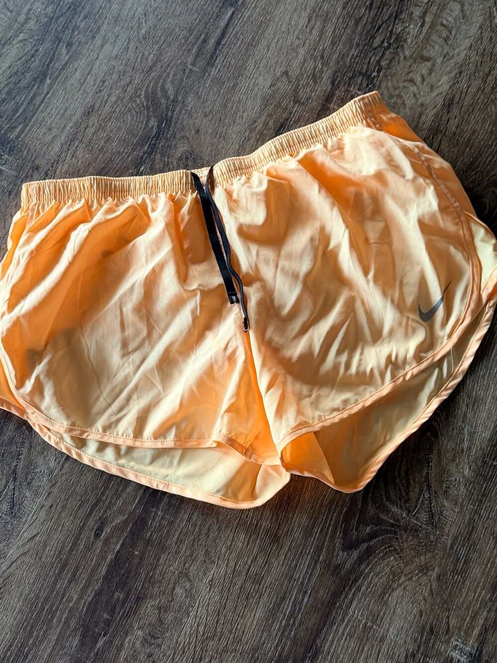 Nike Dri-FIT Women's Running Shorts with Back Zip Pocket Peach Size L